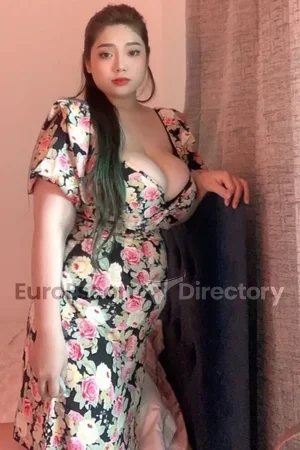 Truc Euro Escort