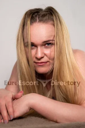 Julya Euro Escort