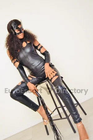 Louisa Euro Escort