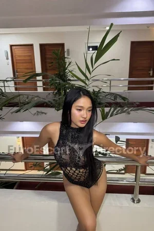 Jiyoon escort