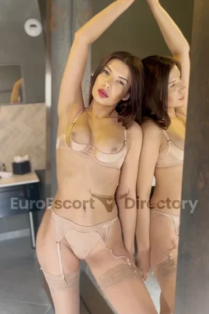 Anaya Euro Escort