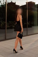 Mia M