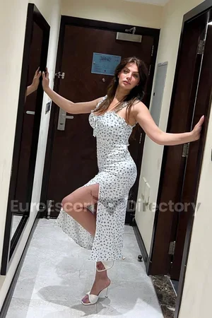 Katerina Lucas couple Euro Escort