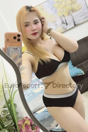 Elena escort