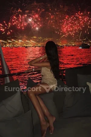 Aza Euro Escort