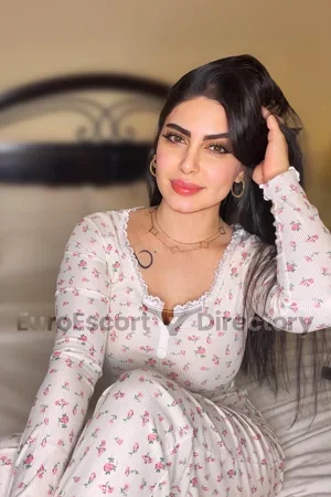 Isha Euro Escort