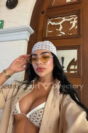 Stefany escort