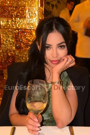 Angela Euro Escort