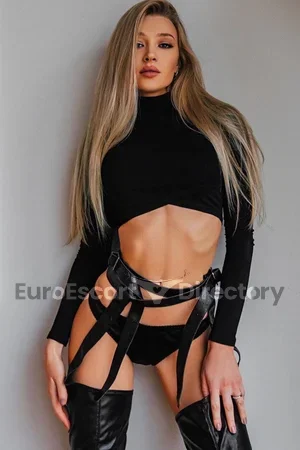 Angela Euro Escort
