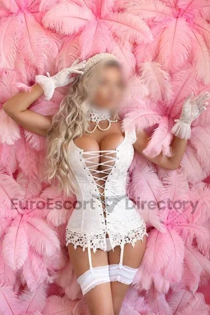 Eva escort