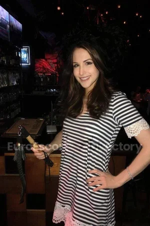 Maria escort