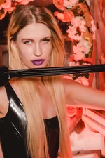 Hypnotic Natalie