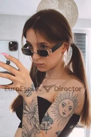 Emma Euro Escort