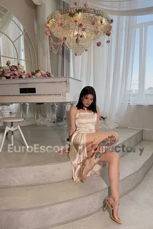 Daniella escort