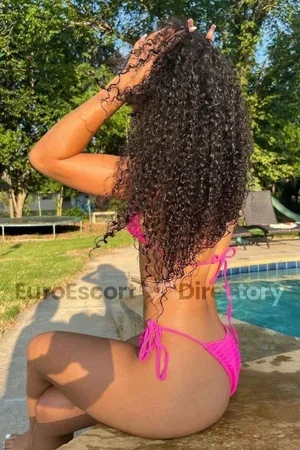 Cecilia Euro Escort