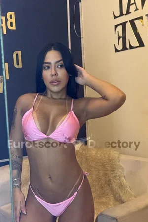 Charllote Masseuse