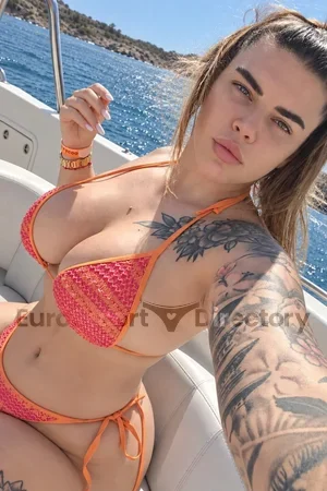 Zoe Euro Escort