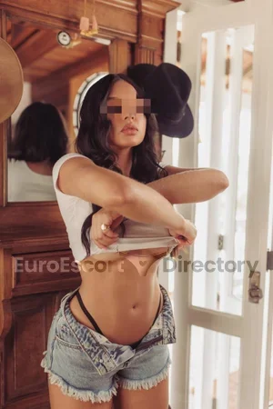 Aylla Euro Escort