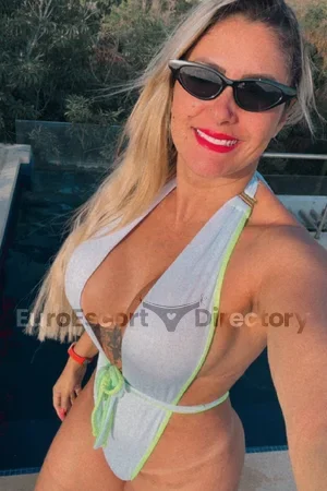 Jully Euro Escort