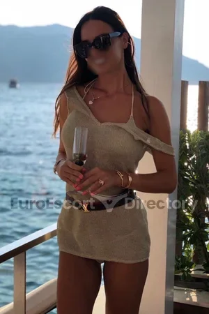 Elite escort Sarah Euro Escort