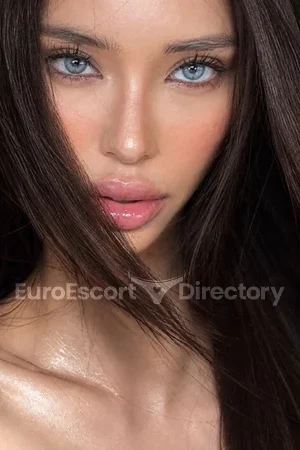 Reina Euro Escort