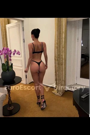 Bella Hermes Euro Escort