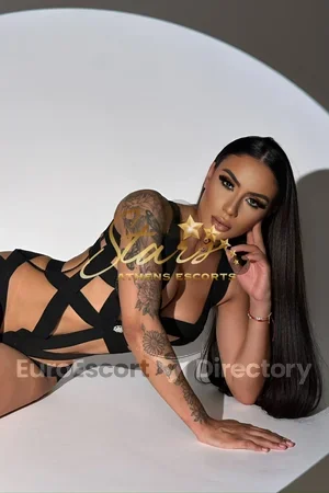 LARISSA STARS