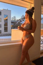 Zoe