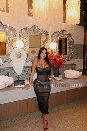 Jennifer escort
