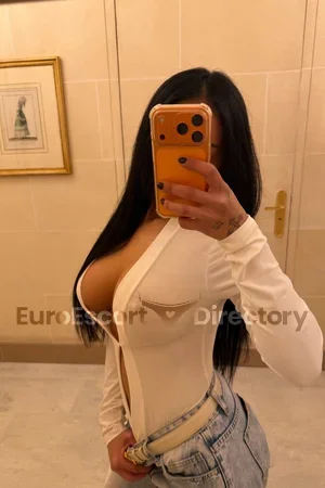 Inara Euro Escort