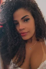 Suzy Mastroianne