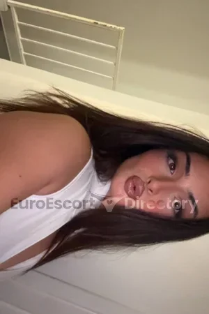 Alyssa Euro Escort