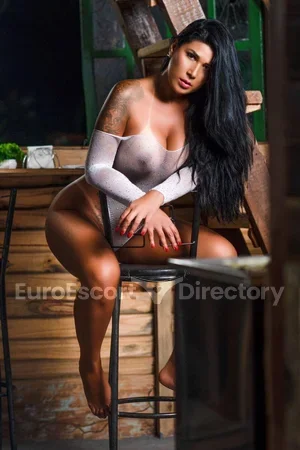 Nysha Masseuse