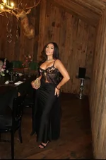 Demi