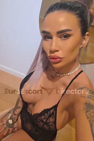 Ella Euro Escort