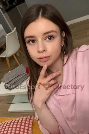 Maria escort