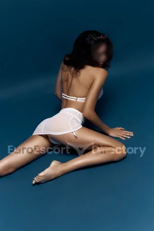 Angela Euro Escort