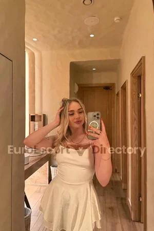 Victoria escort