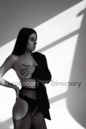 Demi